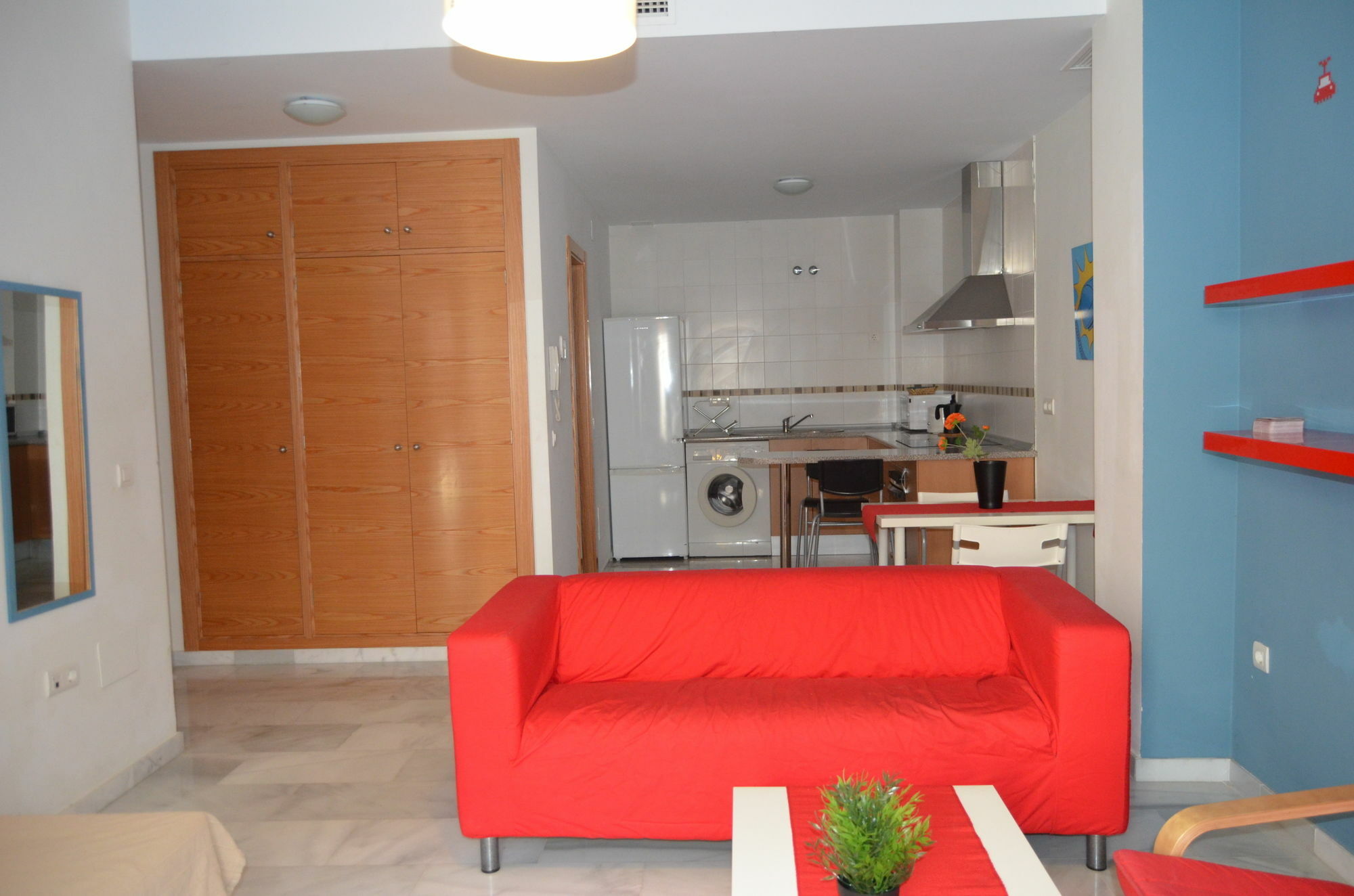 Apartamentos Canasteros Malaga Exterior photo